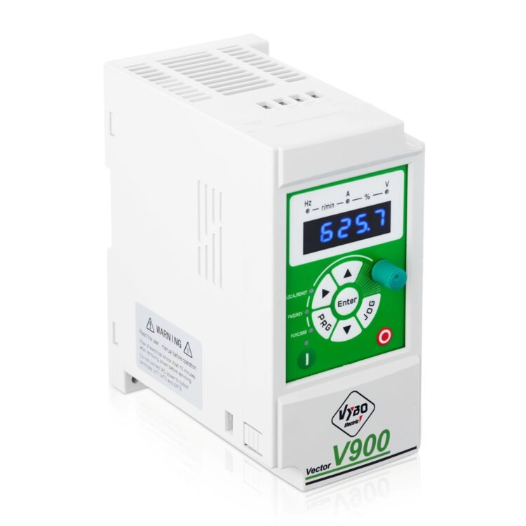 Taajuusmuuttaja 0,75 kW 400V V900 Suomi varastossa