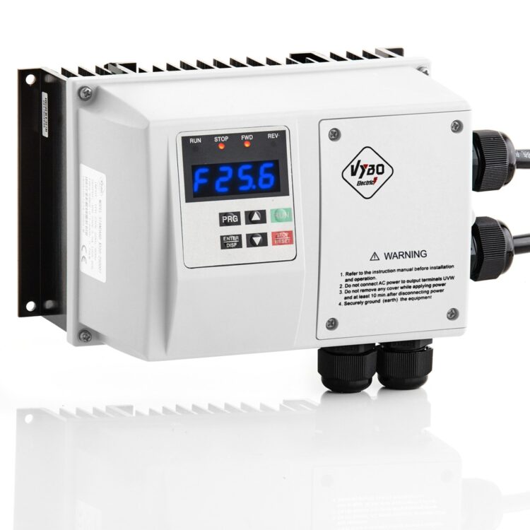 Taajuusmuuttaja 0,75 kW 230V IP65 X550 Ilmainen toimitus