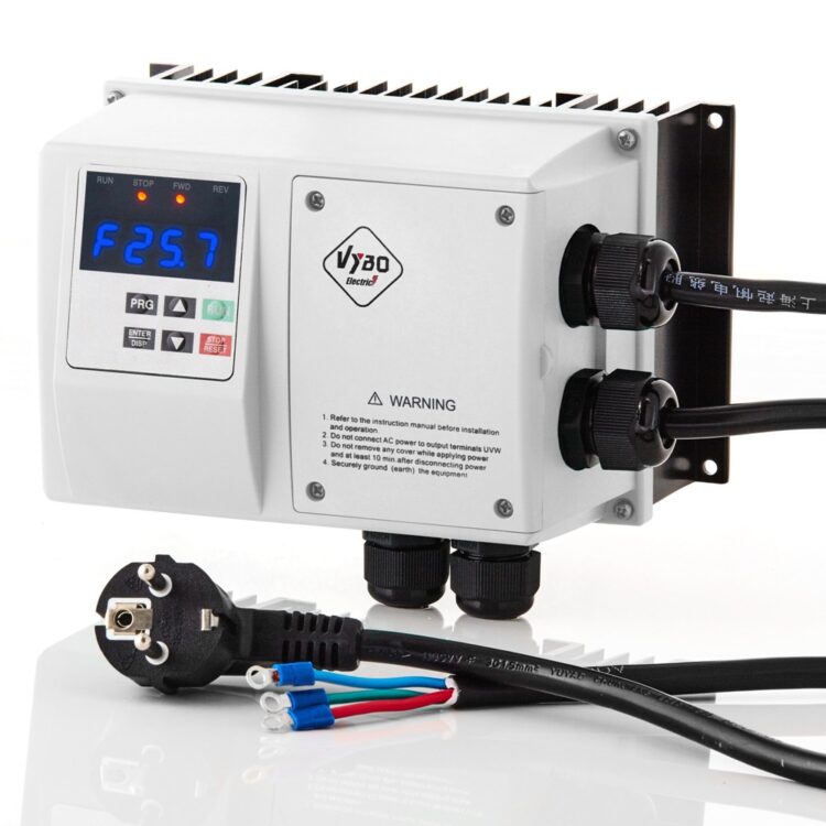 Taajuusmuuttaja 0,75 kW 230V IP65 X550 Ilmainen toimitus